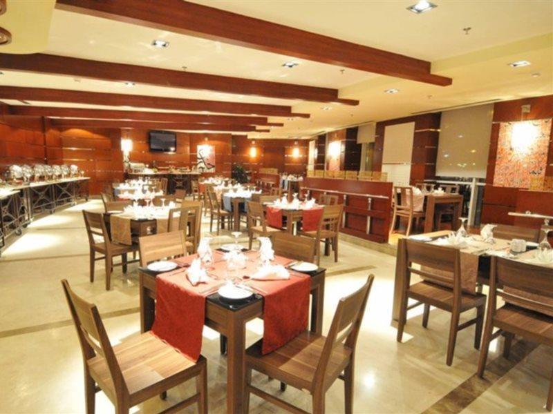 Eastyard Khobar Hotel - Formerly Ramada By Wyndham Khobar Εξωτερικό φωτογραφία
