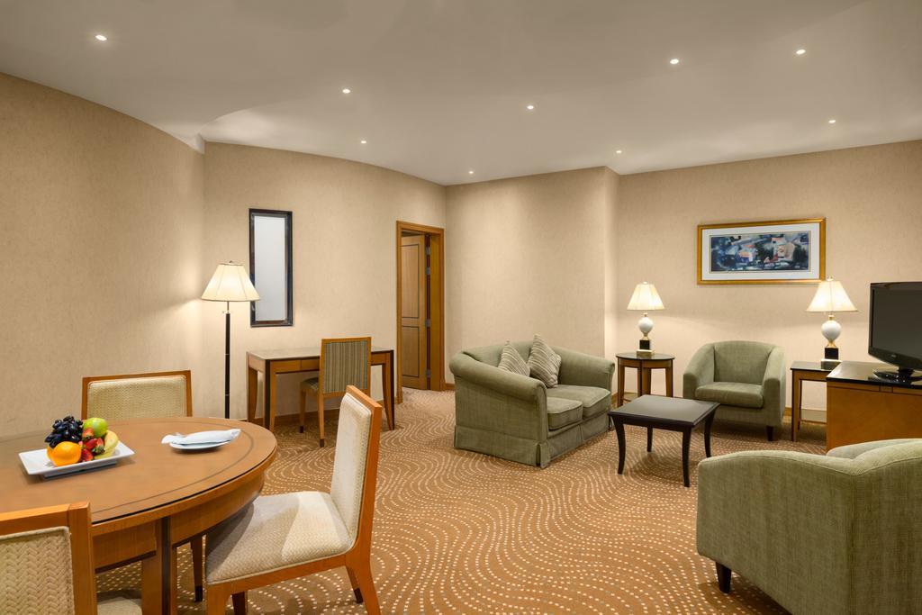 Eastyard Khobar Hotel - Formerly Ramada By Wyndham Khobar Εξωτερικό φωτογραφία