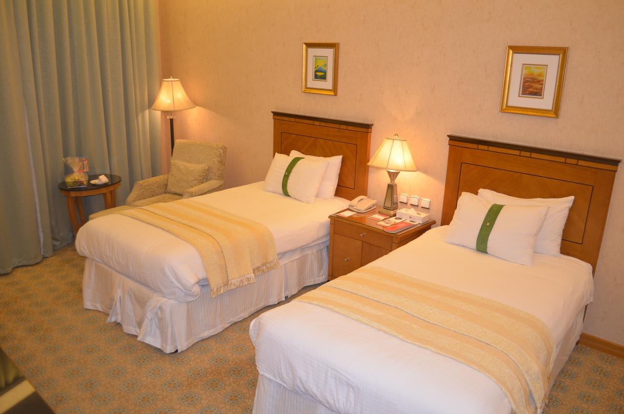 Eastyard Khobar Hotel - Formerly Ramada By Wyndham Khobar Δωμάτιο φωτογραφία