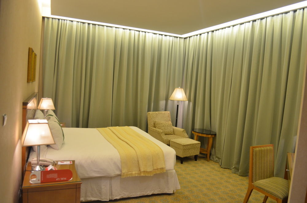 Eastyard Khobar Hotel - Formerly Ramada By Wyndham Khobar Εξωτερικό φωτογραφία