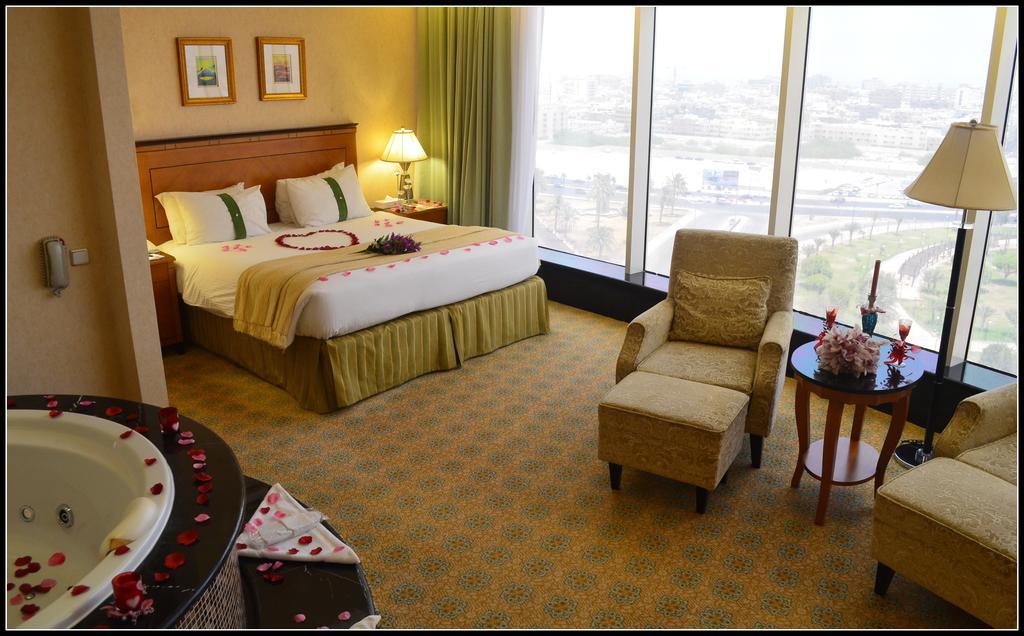Eastyard Khobar Hotel - Formerly Ramada By Wyndham Khobar Εξωτερικό φωτογραφία